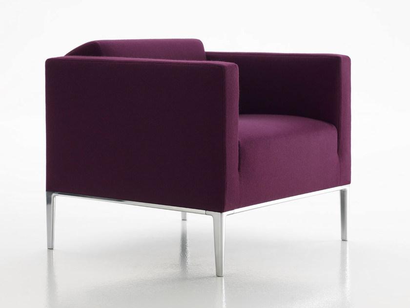 B&B Italia Project Кресло с обивкой из ткани с подлокотниками Jean 2013 sun-id-1368647 - Вид №1