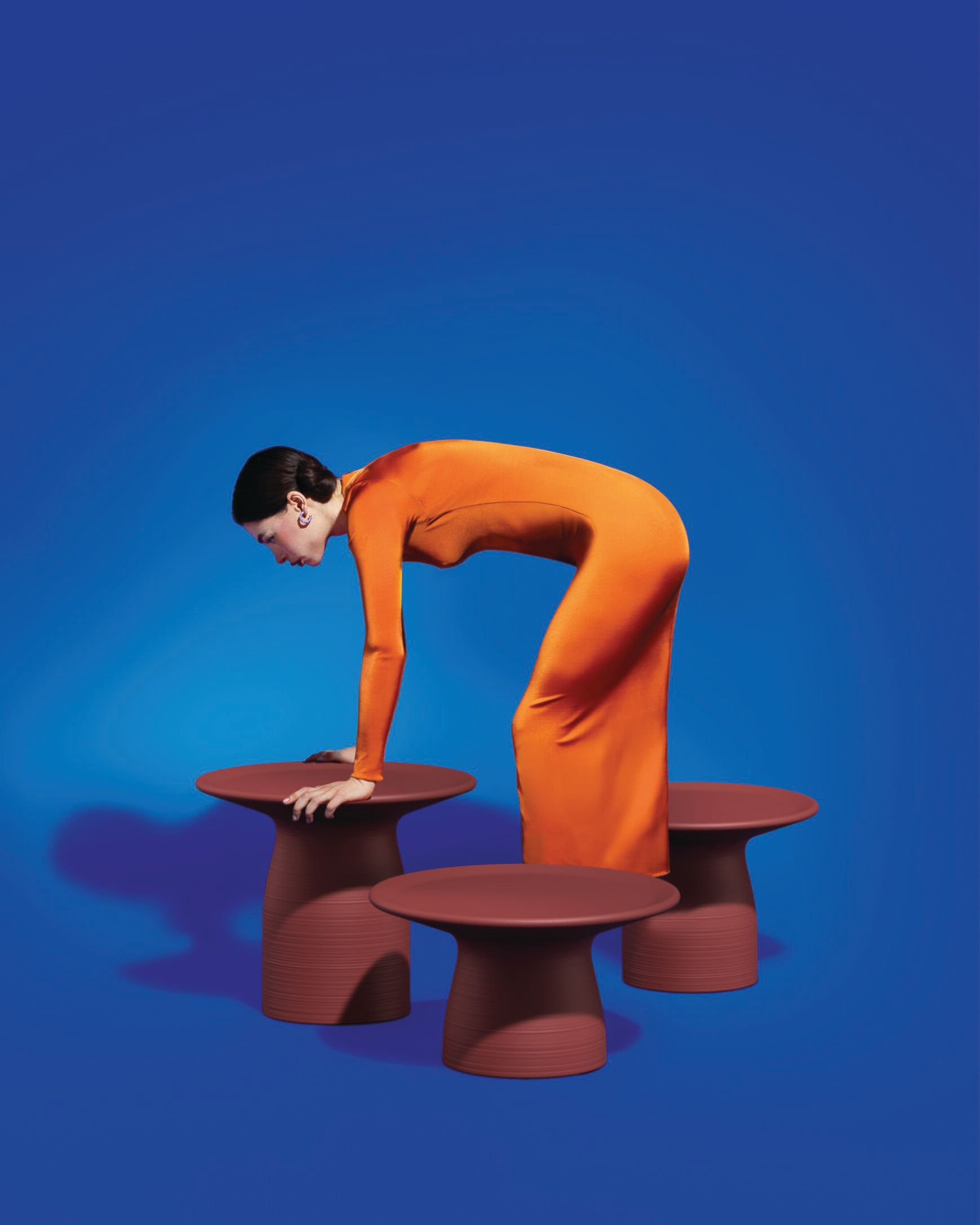 Полиэтилен низкий круглый журнальный столик Qeeboo Toto, Totino, Tata ARCH-00029529 - Вид №5