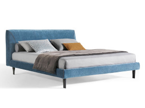 Двуспальная кровать с мягкой тканью