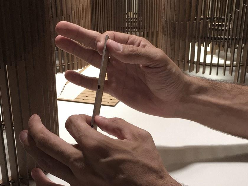 luxcambra Настольная лампа из мдф Arles sun-id-1510200 - Вид №4