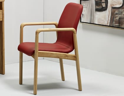 Мягкий стул с подлокотниками Dyrlund 8477AL ARCH-00135398 - Вид №1