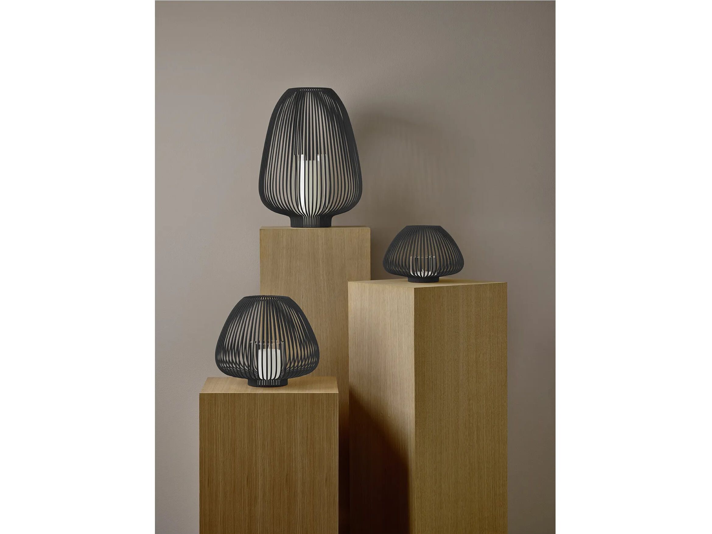 Стальной фонарь с порошковым покрытием blomus Lyva ARCH-00035767 - Вид №3