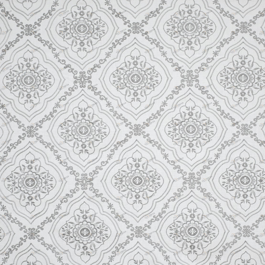 Рулон обоев MANOSQUE MANO81629142. Основа вышивка Casadeco