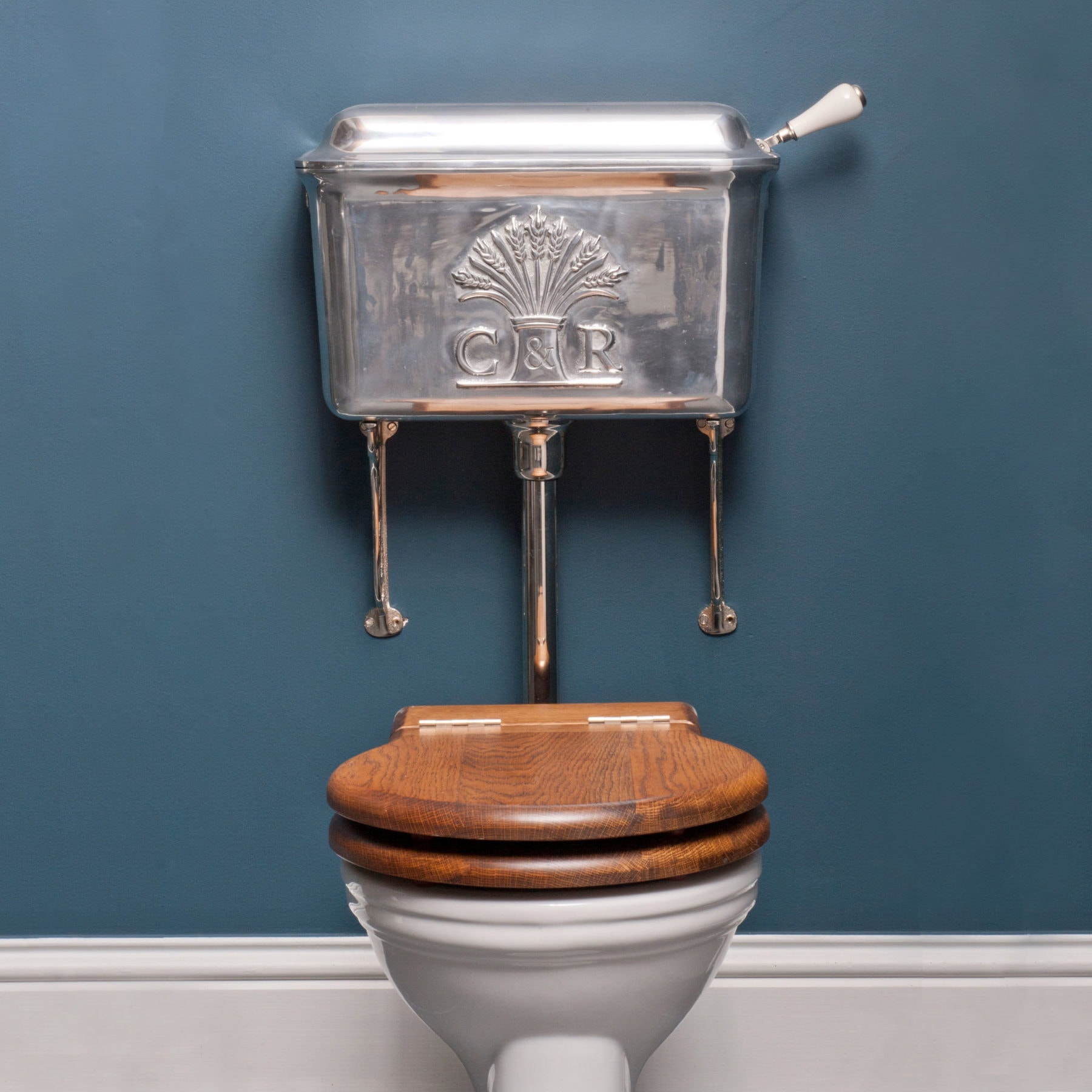 Metal Cisterns туалеты The C&R Wheatsheaf Catchpoleandrye  - Вид №1