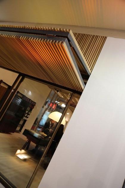 CARMINATI SERRAMENTI Солнечные навесы из дерева Frangisole sun-id-1437555 - Вид №7