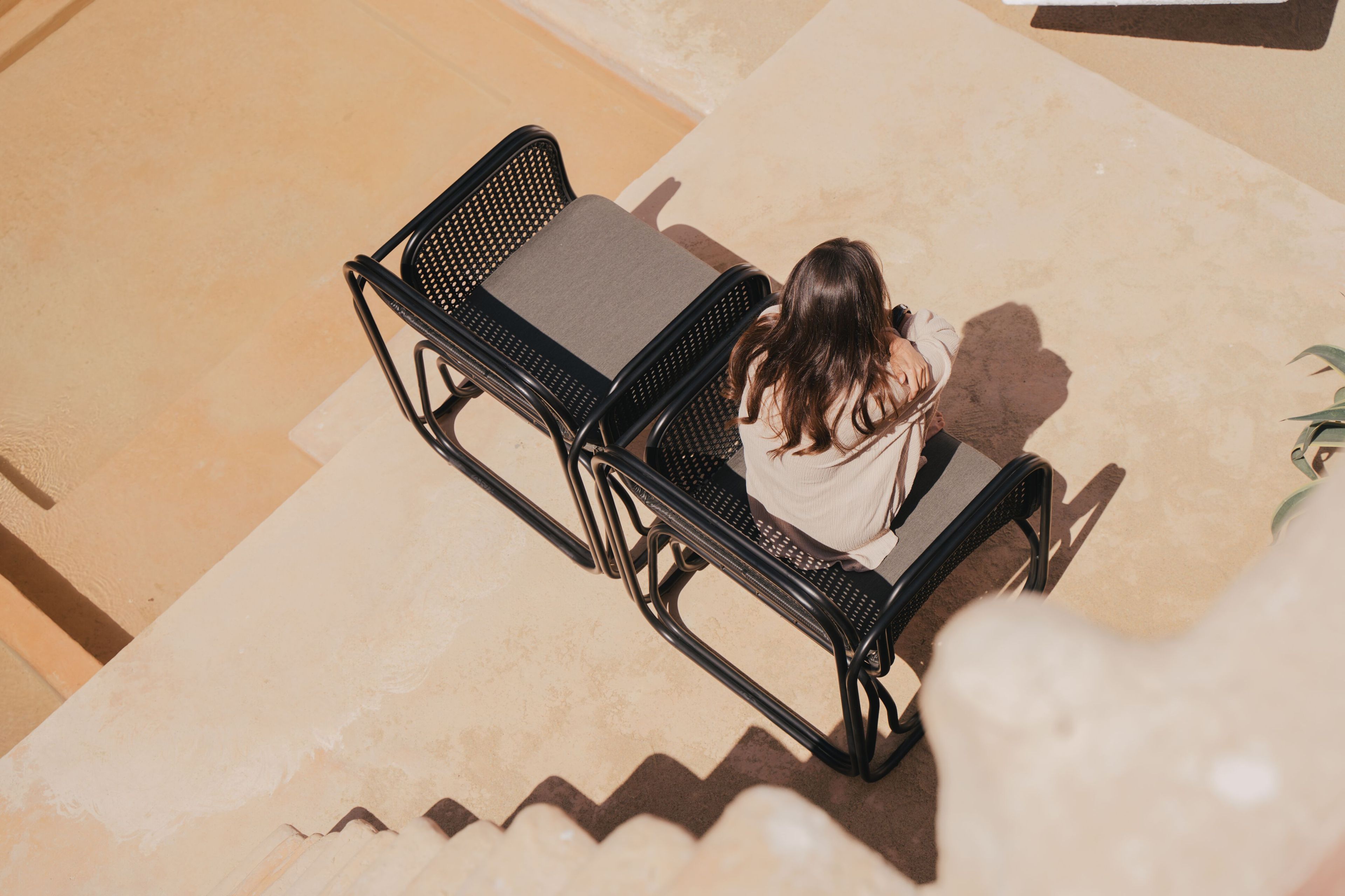 Тканевый мягкий садовый стул с подлокотниками cbdesign Lorella ARCH-00143332 - Вид №1