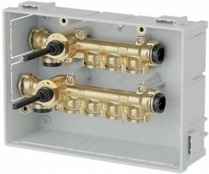 CALEFFI Предварительно собранный коллектор с общими перехватами 359