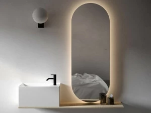 INBANI Овальное деревянное зеркало со встроенной подсветкой с полкой