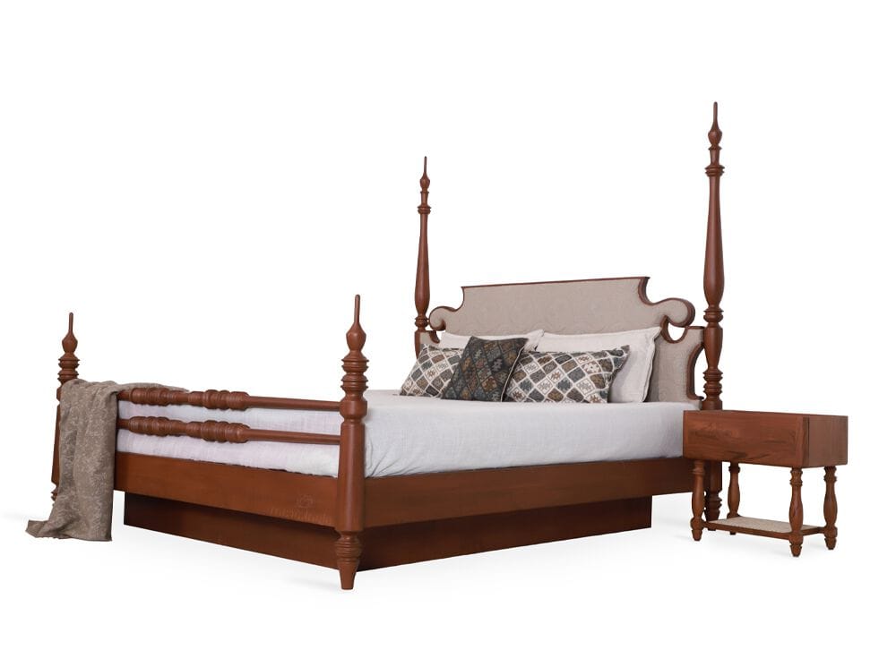 Двуспальная кровать из тикового дерева Alankaram MAGINOO ARCH-00066753