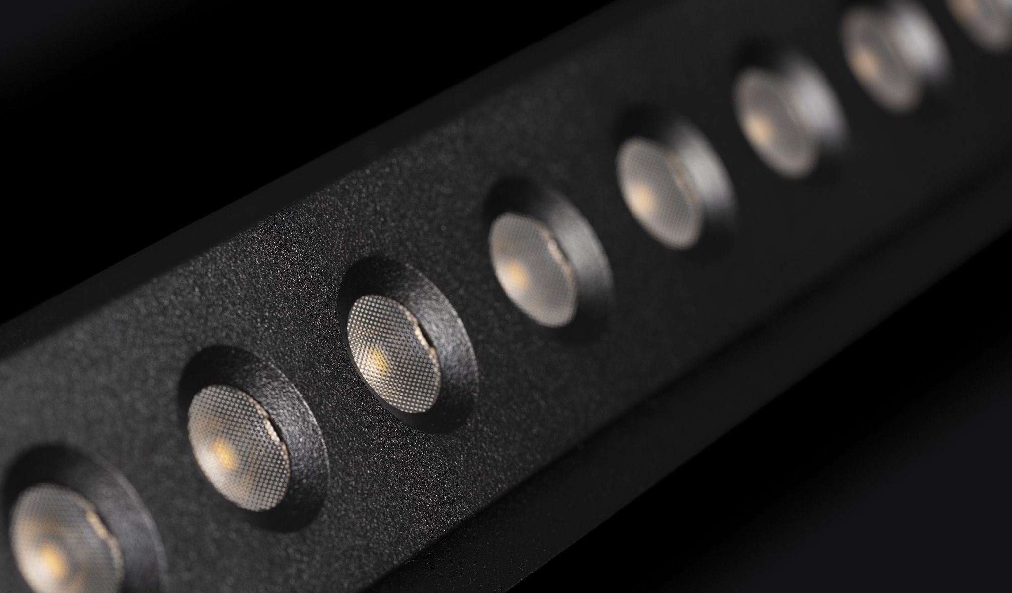 Регулируемый светодиодный прожектор In Stock Onok ARCH-00080772 - Вид №1