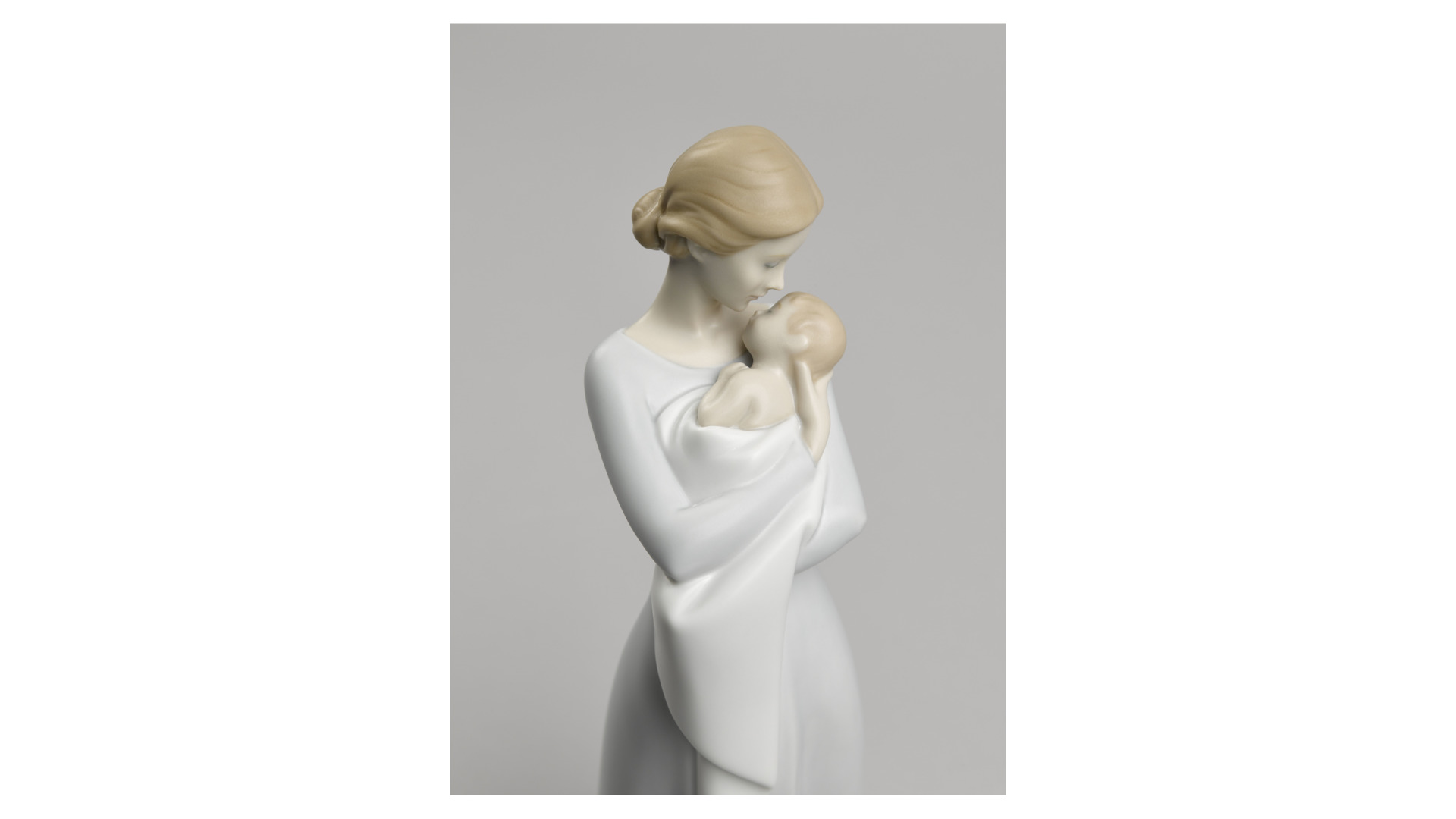 10669089 LLADRO Фигурка Lladro "Объятия матери" 31см Фарфор Lladró  - Вид №4