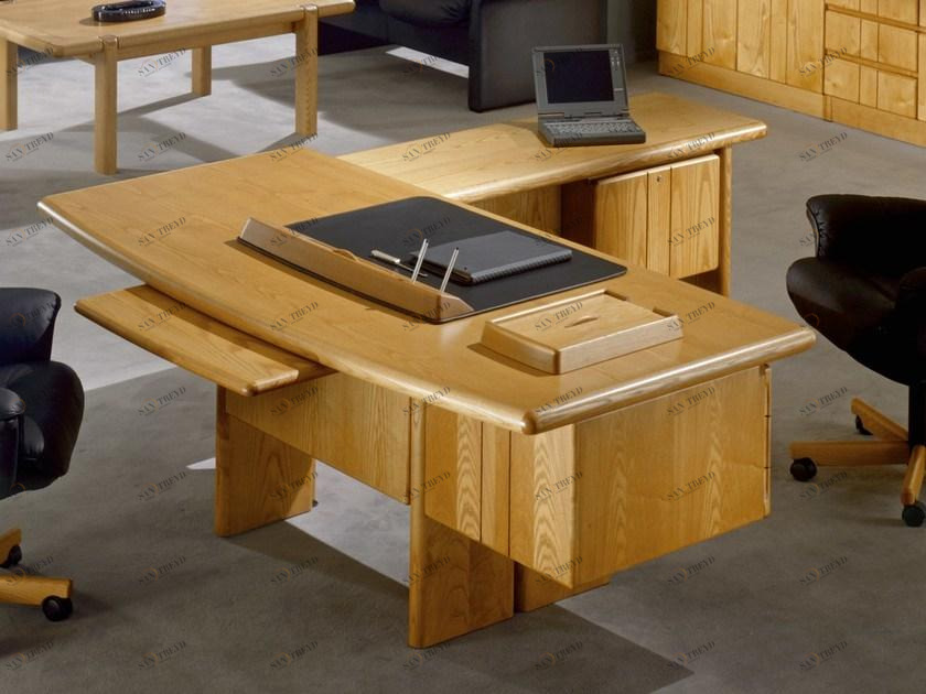 Dyrlund Исполнительный угловой письменный стол из дерева Commodore sun-id-1508594