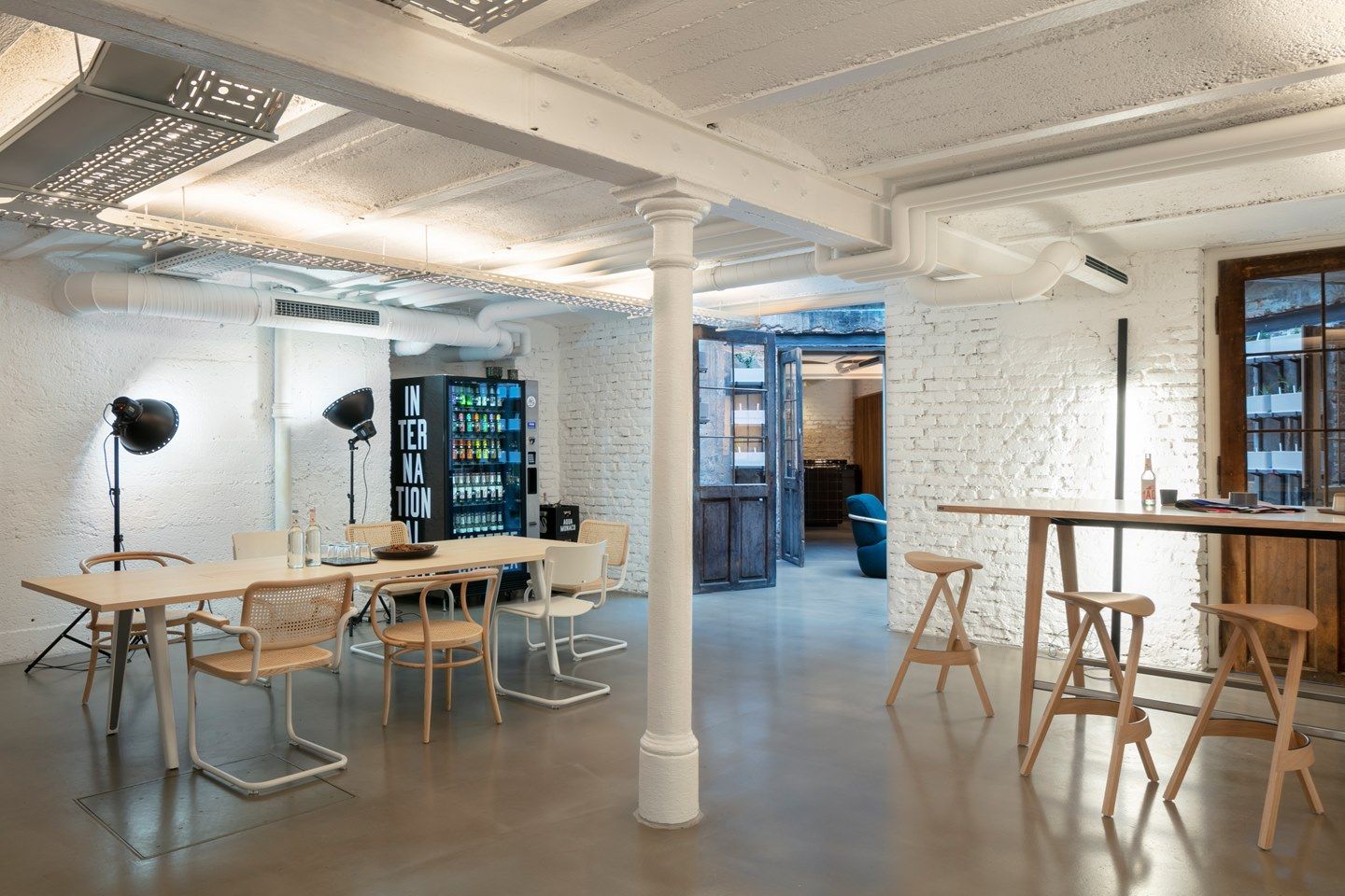 Высокий прямоугольный стол для совещаний THONET 1500 ARCH-00079740 - Вид №4