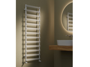 Настенный стальной полотенцесушитель