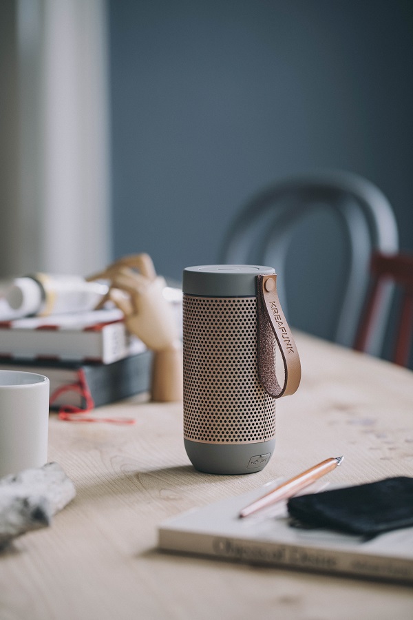 Колонка беспроводная с ремешком aFUNK, серая с бронзой KREAFUNK KFCD04 - Вид №1