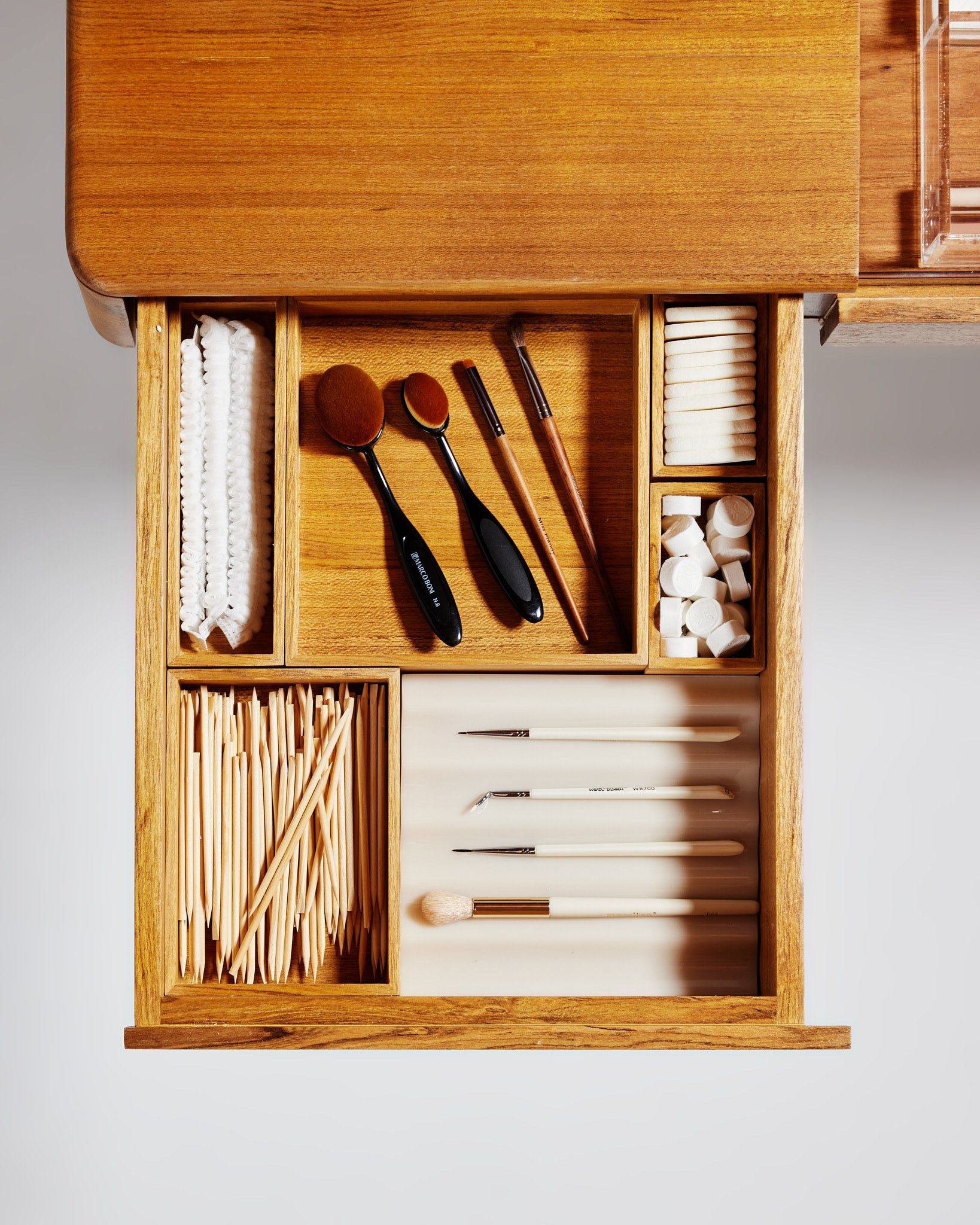 Деревянный туалетный столик Vallvé NENA ARCH-00127850 - Вид №4