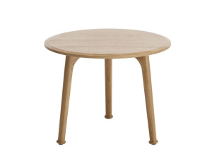 Круглый журнальный столик из массива дерева