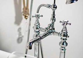 Gentry Home Центр смесителя для раковины до центра два отверстия под смеситель мм Antique Темный никель GH101414 - Вид №1