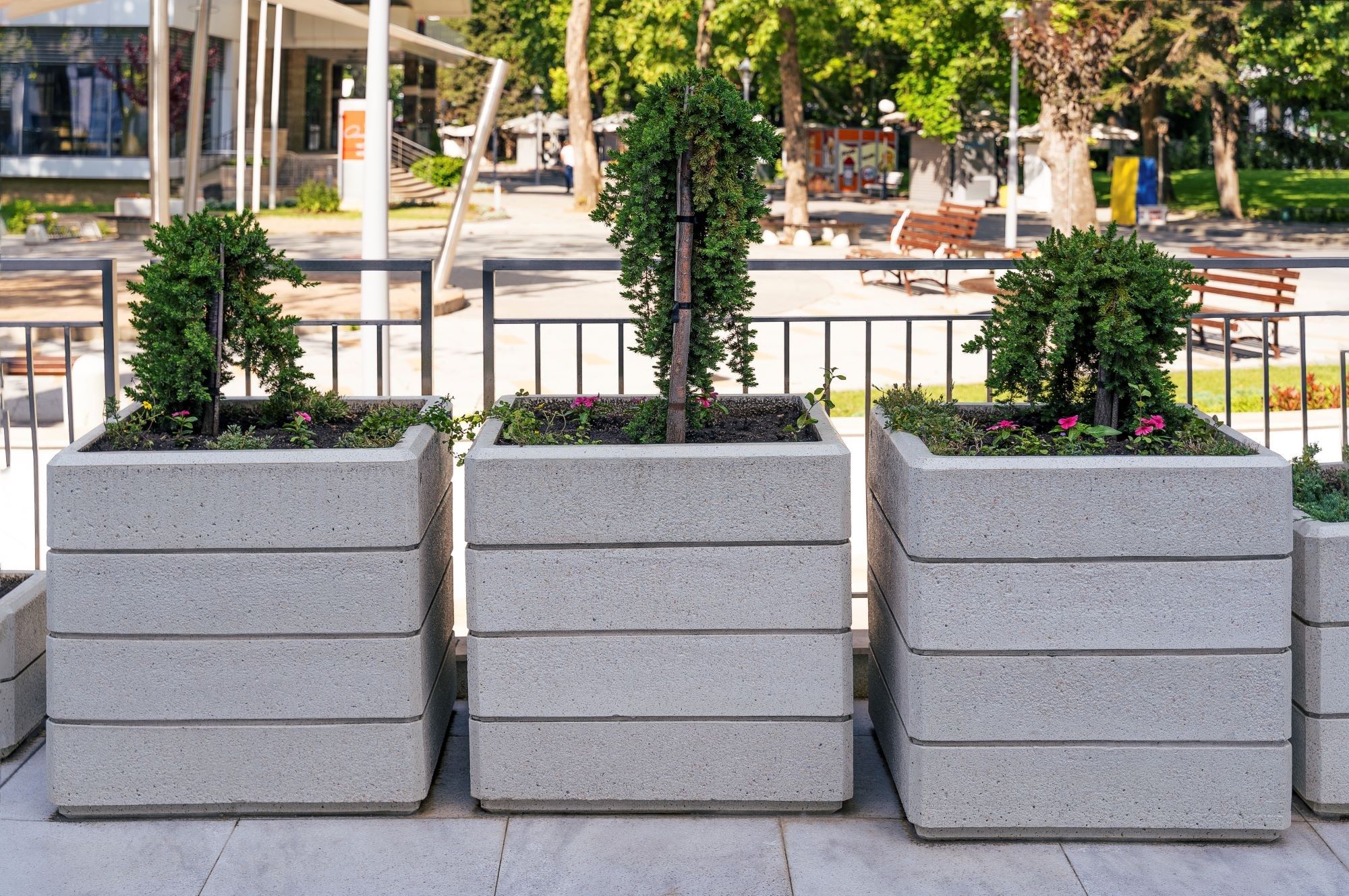 Бетонная квадратная плантатор ENCHO ENCHEV - ETE 73 ARCH-00150367 - Вид №3