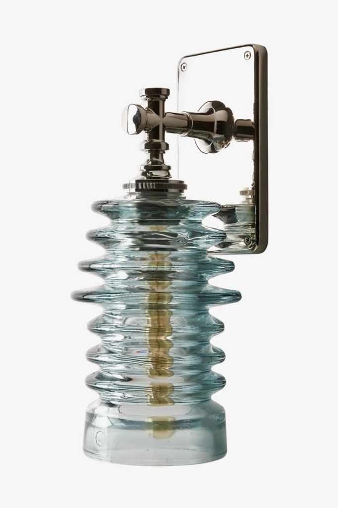 WLLT02 Настенный бра на одну руку Watt с плафоном из ребристого стекла Waterworks 