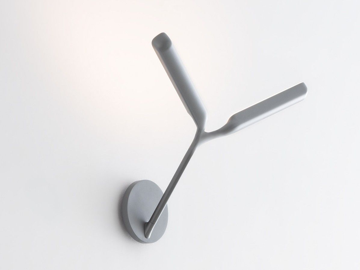 Регулируемый металлический светодиодный настенный светильник Artemide Osidio ARCH-00050738