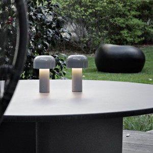 Flos Bellhop F1060020 серая лампа настольная с аккумулятором