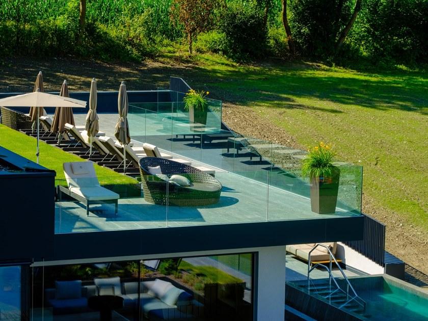 ALUVETRO Стеклянный парапет для окон и балконов Sistema balaustra garda sun-id-1348843 - Вид №10