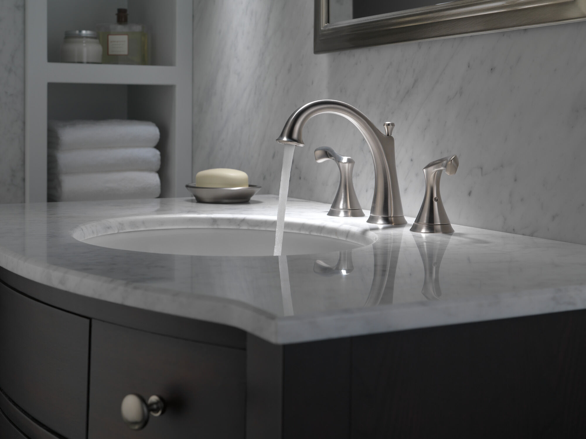 35939LF-SS Смеситель для ванной комнаты с двумя ручками Delta Faucet Carlisle Матовый никель  - Вид №3