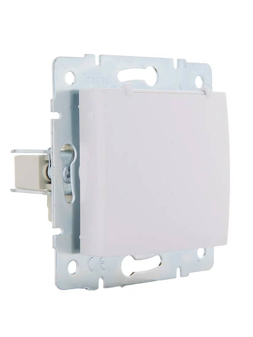 KARINA Розетка сз с крышкой белый LEZARD 707-0288-123В - Вид №2