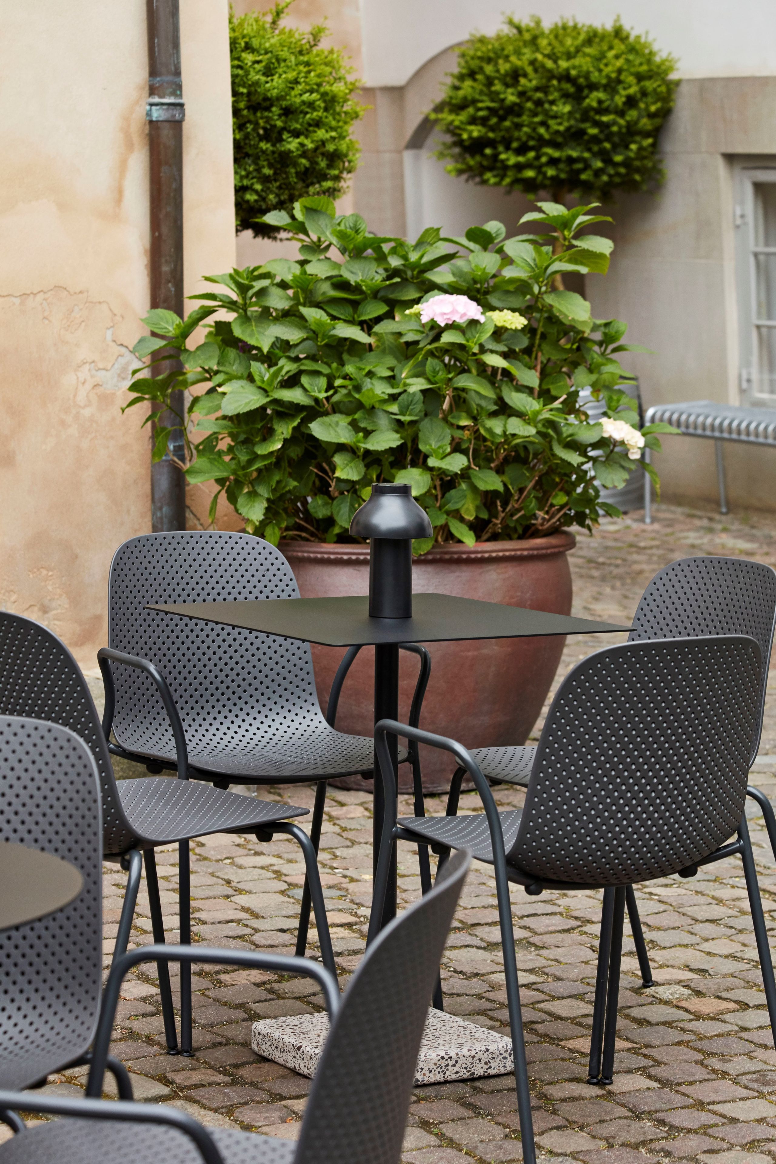 Квадратный стальной стол с порошковым покрытием Hay TERRAZZO ARCH-00062427 - Вид №4