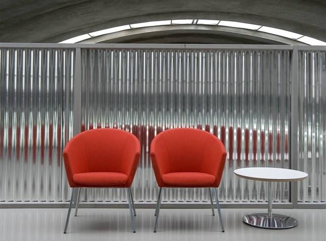 Artifort Мягкое кресло с подлокотниками Megan sun-id-1430240 - Вид №4