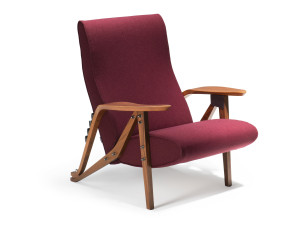 Кресло с откидной спинкой из ткани или кожи