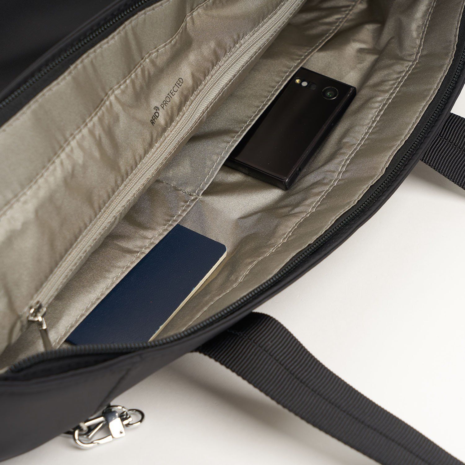 HIC417/003-01 Сумка женская HIC417 Erika Tote RFID Hedgren Inner City  - Вид №4