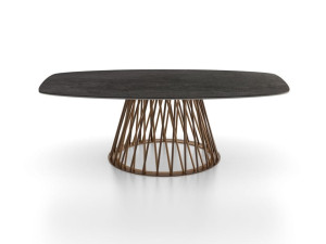 Журнальный столик с металлическим основанием и керамическим верхом