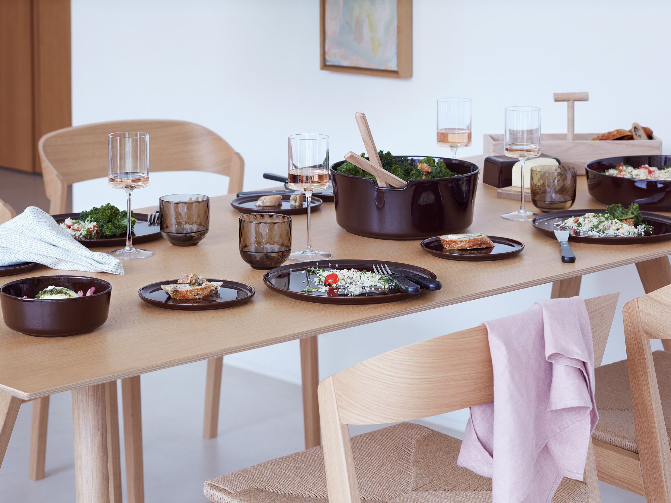 Фарфоровая салатница с деревянными столовыми приборами LSA Collective ARCH-00043902 - Вид №1