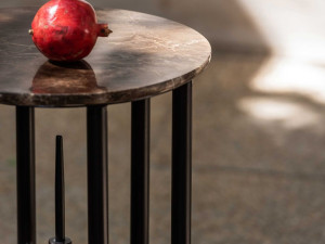 Круглый мраморный журнальный столик Dark Emperador