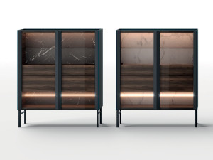 Деревянный и стеклянный шкаф со встроенным освещением