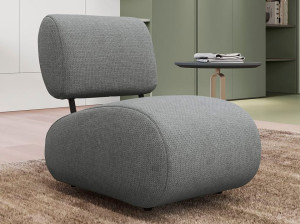 Тканевое кресло без подлокотников