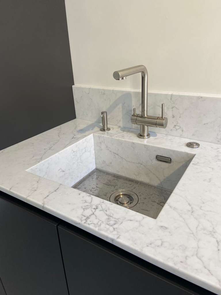 Кухонная мойка Kasen 53-26 INT GM OMOIKIRI 4993496 - Вид №4