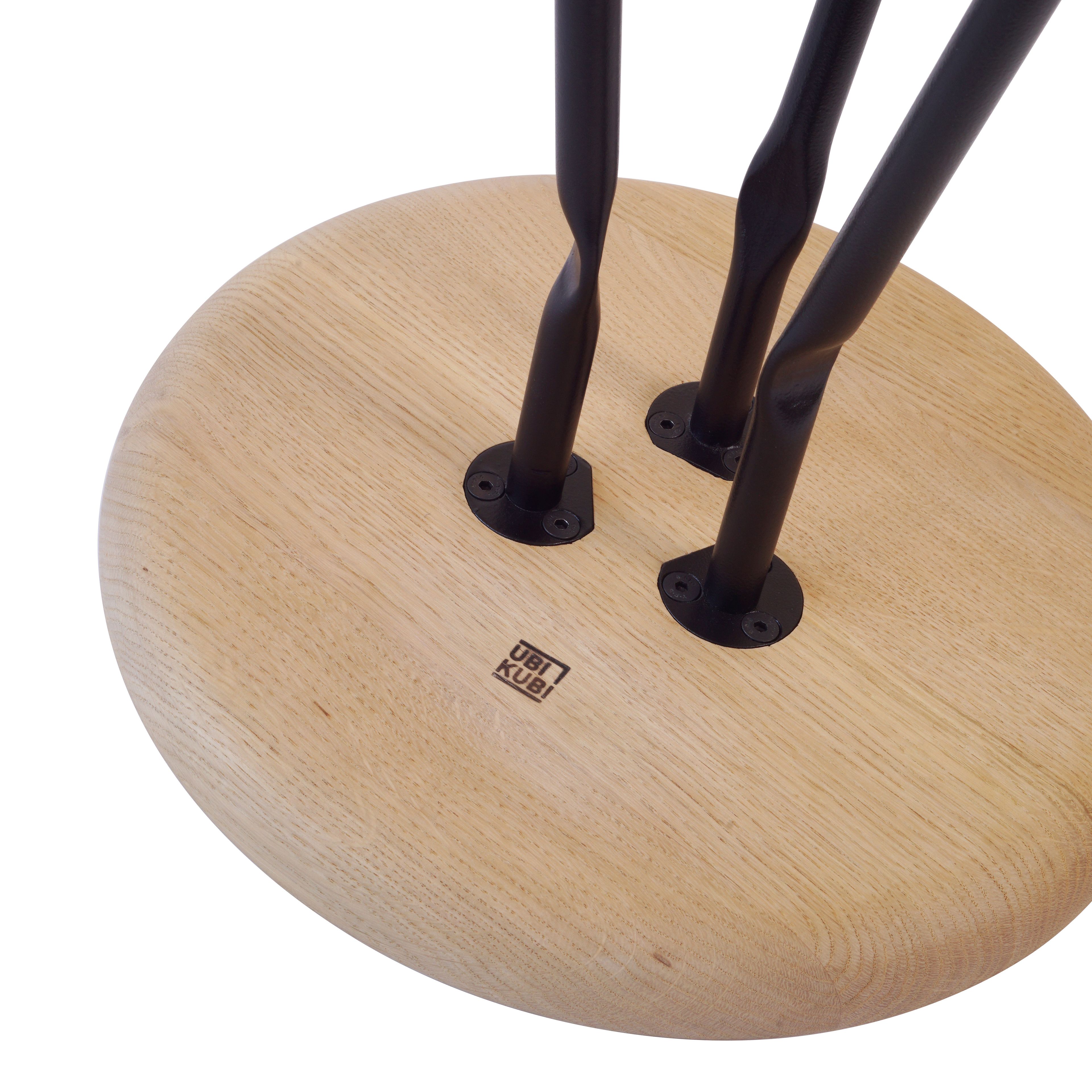 Круглый журнальный столик из дуба Askia ARCH-00122870 - Вид №1