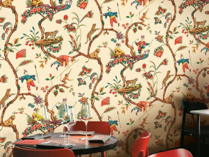 Нетканые обои с рисунком