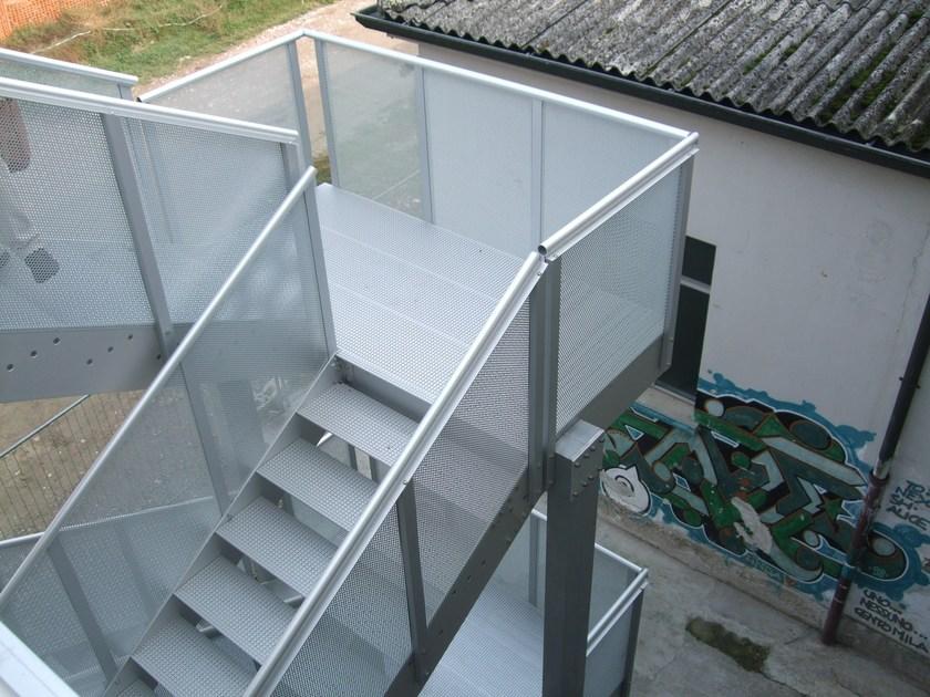 ALUSCALAE Лестница пожарная алюминиевая на самонесущей конструкции sun-id-1436171 - Вид №3