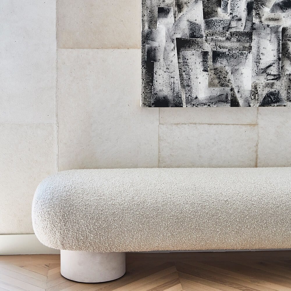 Скамейка из смолы и ткани Kelly Wearstler Холина ARCH-00034957 - Вид №10