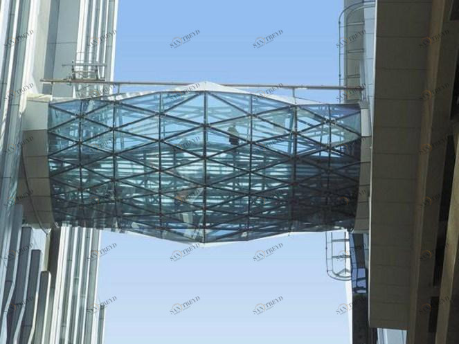 PILKINGTON ITALIA Голубое тонированное флоат-стекло sun-id-1466589