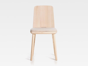 Стул из ясеня с мягким сиденьем