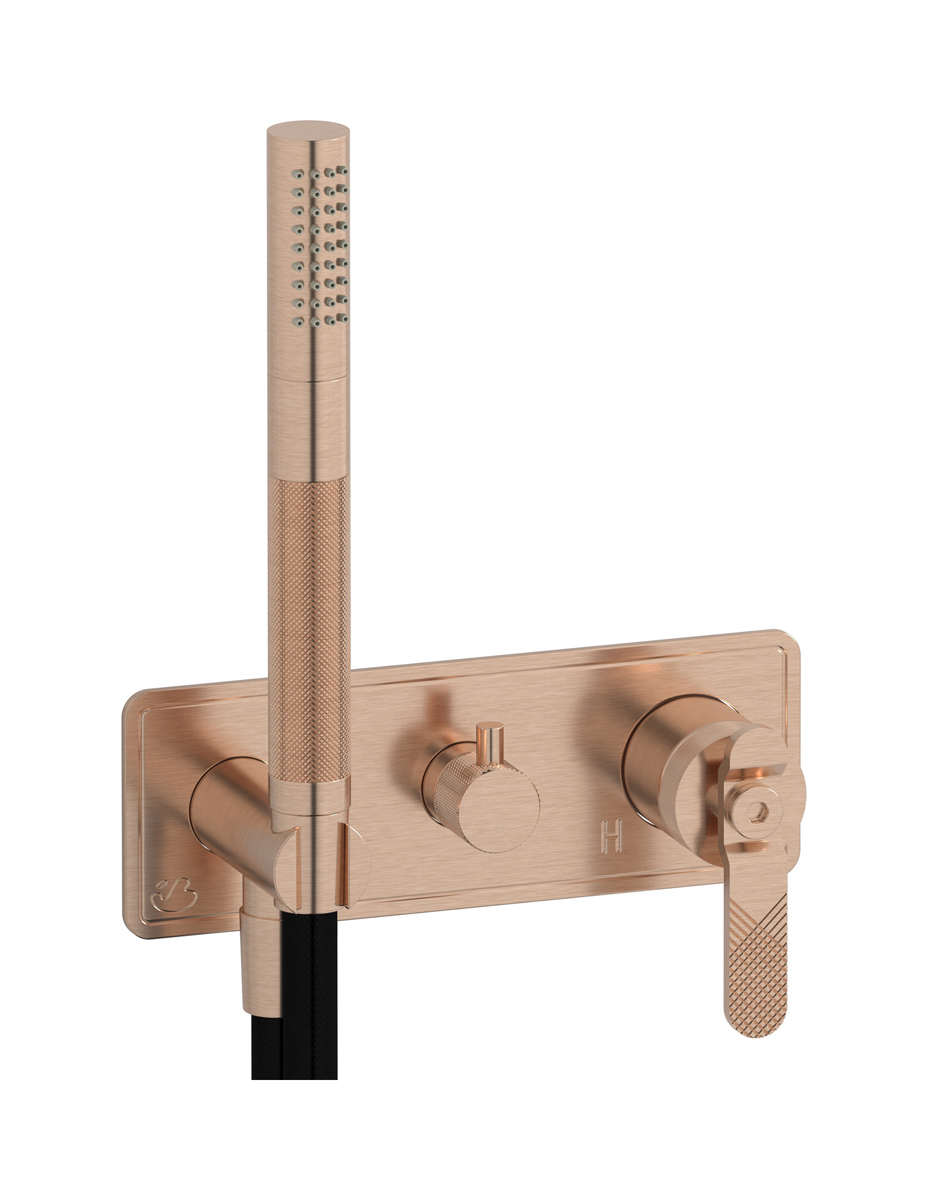 Внешние части встроенного в стену смесителя на 3 потребителя в комплекте с душевым гарнитуром. WE ARE IB b2314sr Brushed Rose Gold Bold