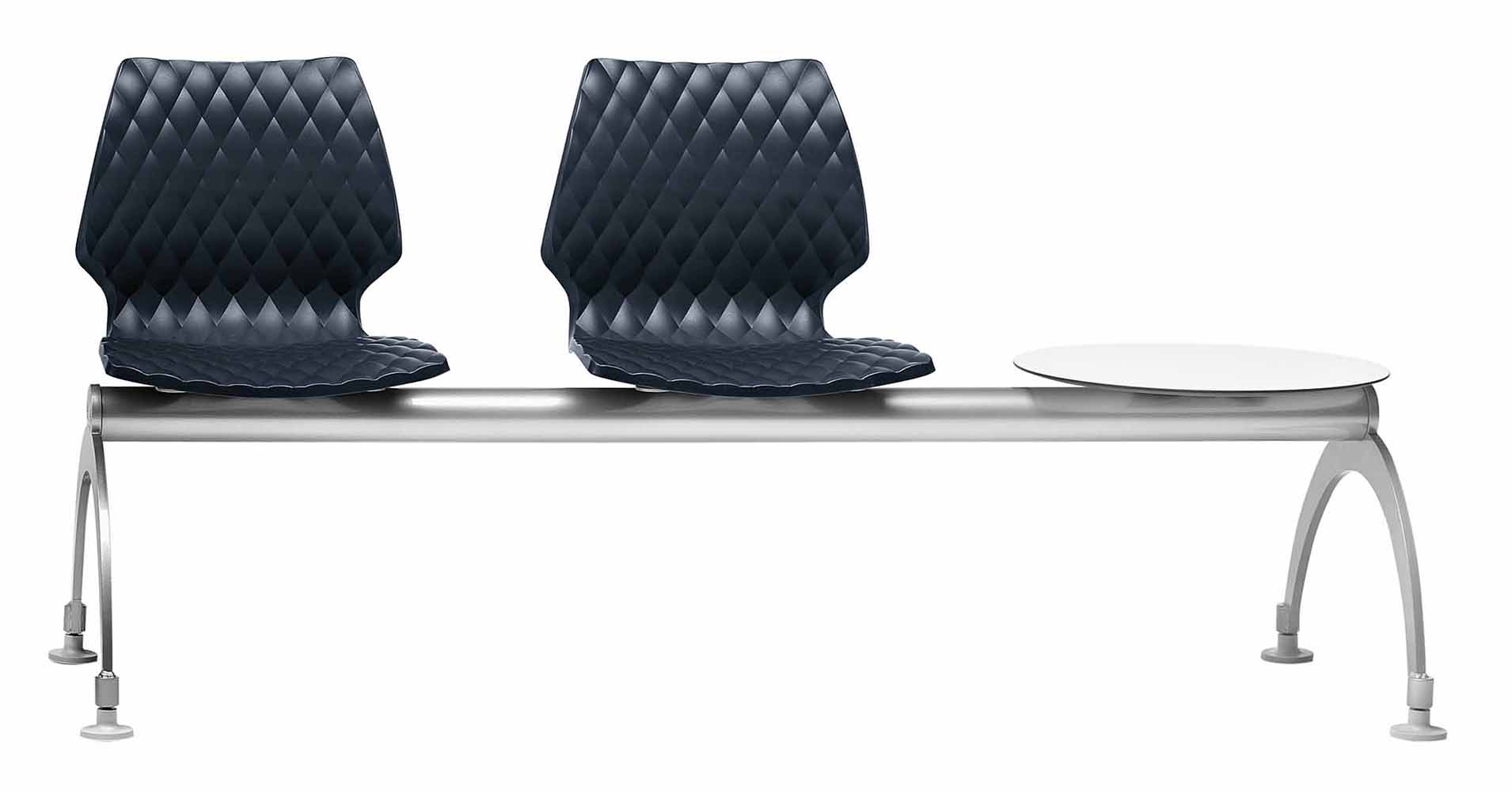 Uni 220 Система рассадки на барной стойке, 2 места с полкой; стальной каркас, сиденье из полипропилена. Et al. Uni