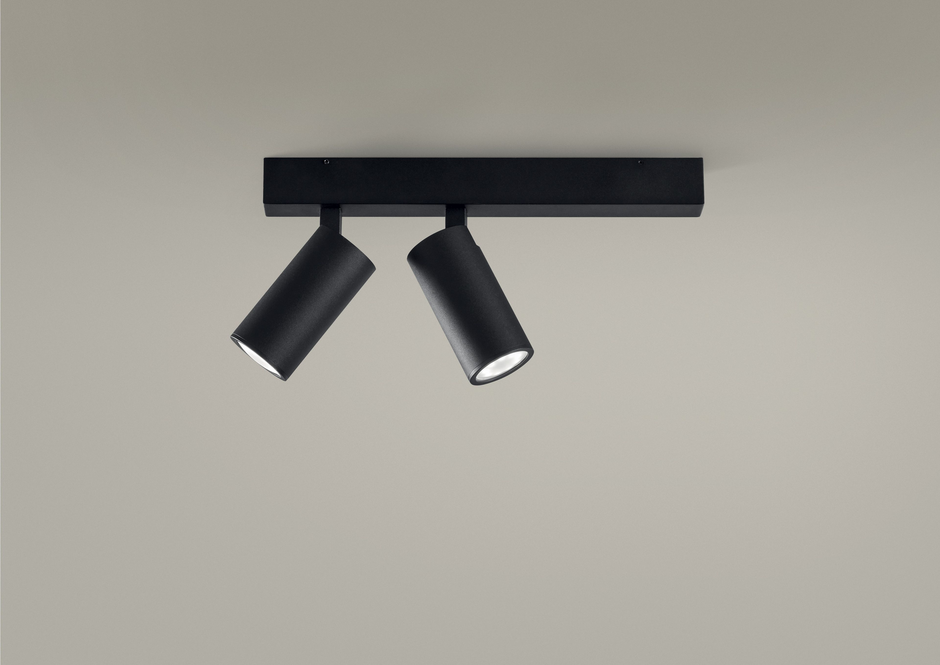 Несколько светодиодных прожекторов LedsC4 Simply ARCH-00019202