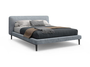 Двуспальная кровать с мягким изголовьем