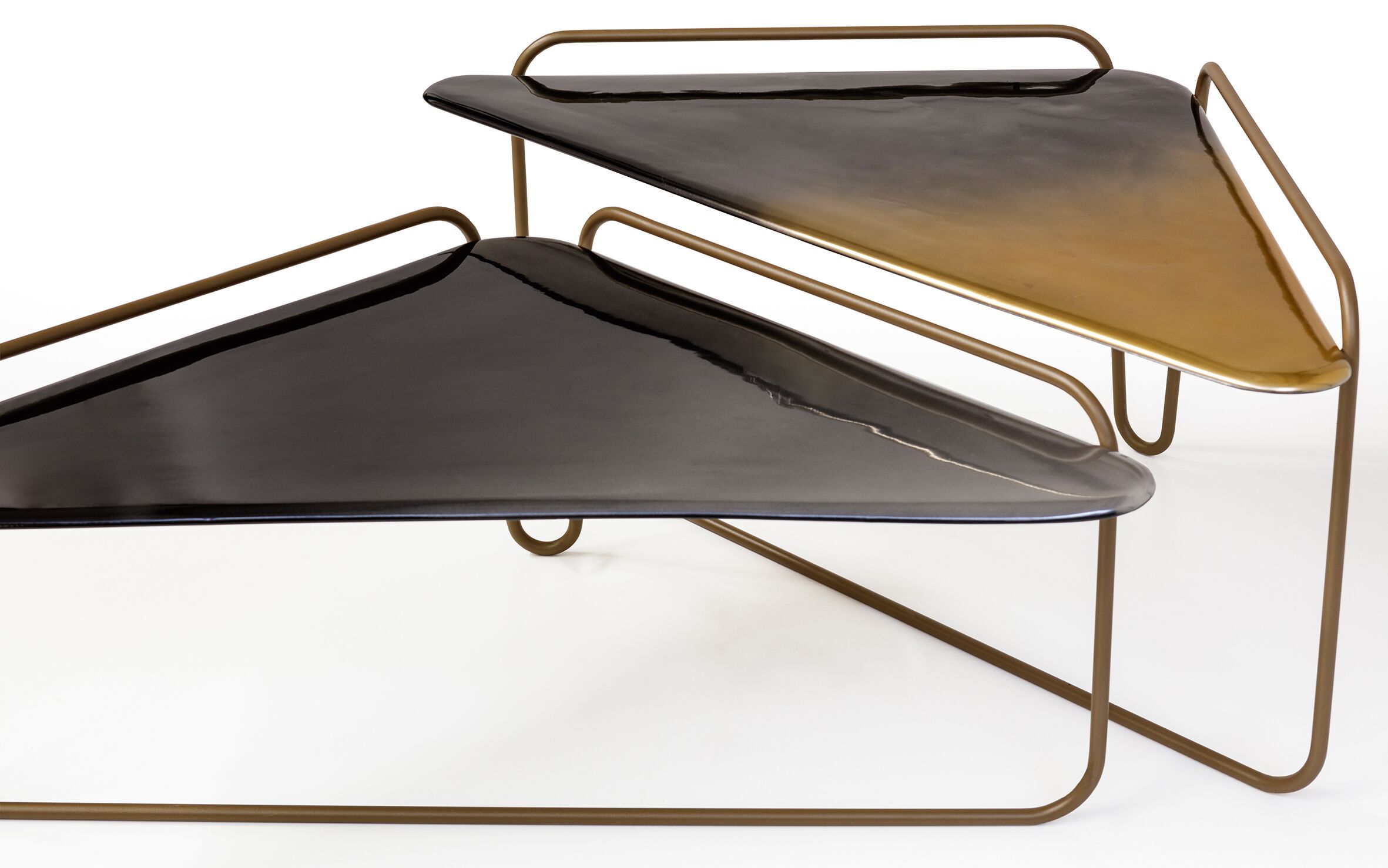 Треугольный низкий журнальный столик Bizzotto Italia Нара ARCH-00035498 - Вид №2